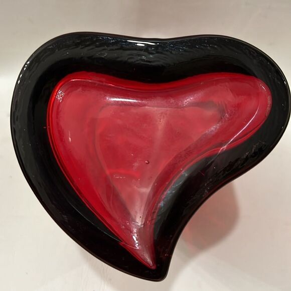Ruby Red Glass Heart Vase Center Piece Wedding Valentine Day Love 8 3/4 In Tall - Picture 9 of 9
